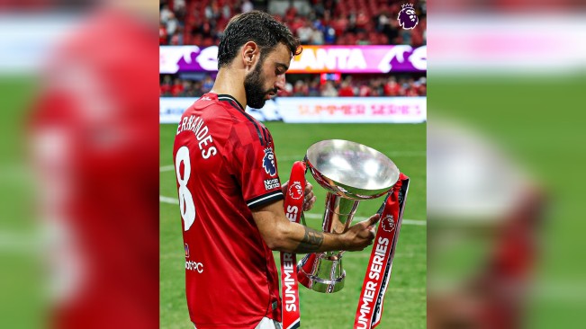 Bruno Fernandes bareng Manchester United juara Premier League Summer Series 2025. [Instagram]